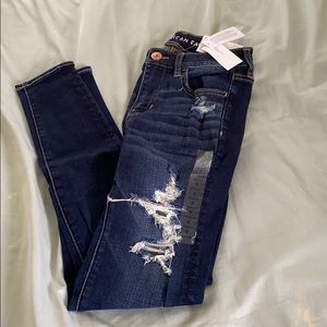 American Eagle Distressed Jegging
